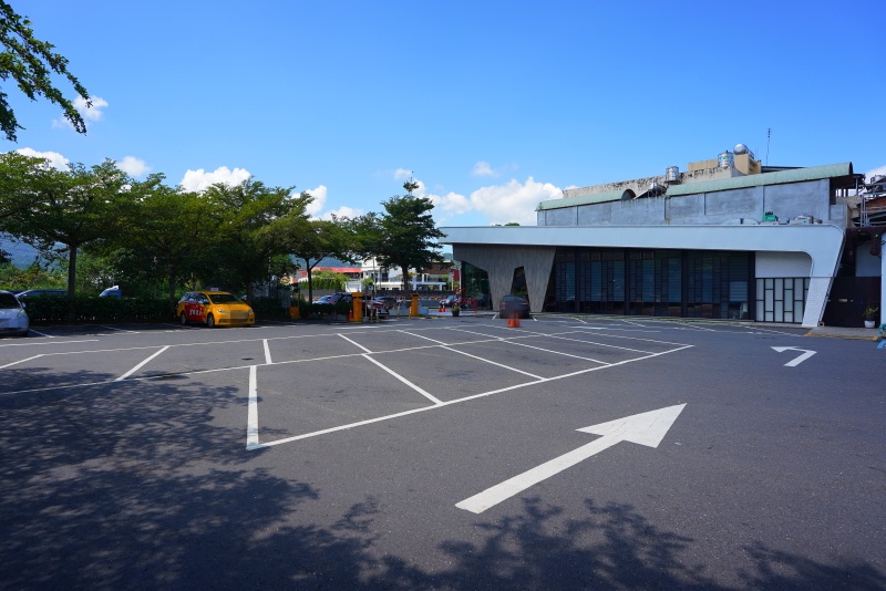 埔里美食一日遊｜18度C商圈：生吐司、生巧克力、特色冰淇淋、咖啡廳、日高鍋物，｜Feeling18-18度C巧克力工房