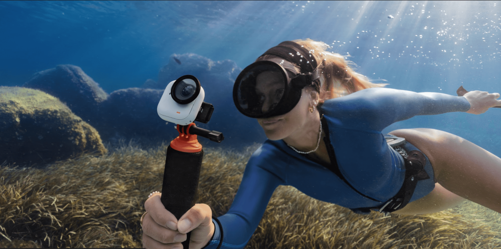 Insta360 GO UItra開箱以及評測｜體積極小的運動相機，重新定義口袋相機｜2025你不可以錯過的Vlog相機