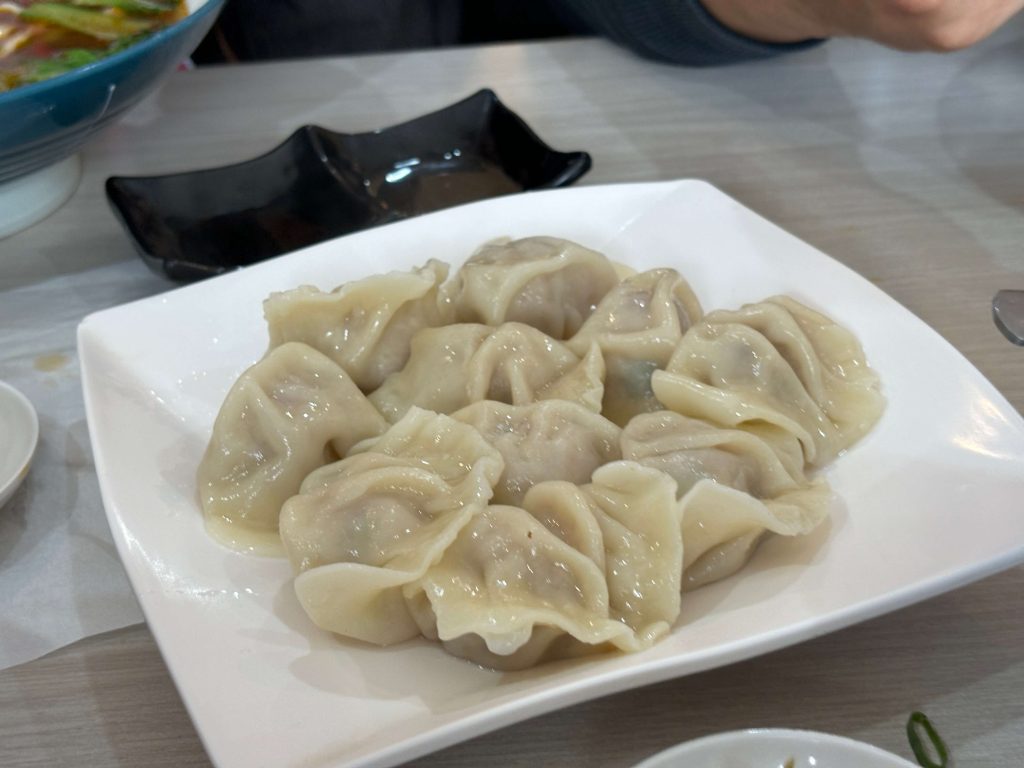 新竹美食｜牛太鉉牛肉麵館，竹東牛肉麵，竹東美食，浪漫台三線美食｜2025菜單