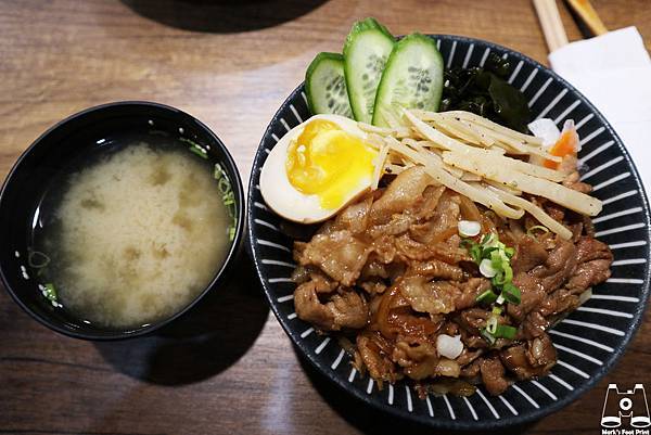 三杉日式創作料理招牌豚丼.jpg