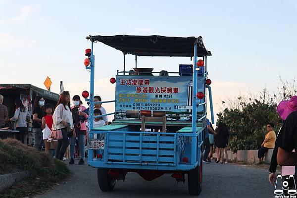 王功潮間帶採蚵車.jpg